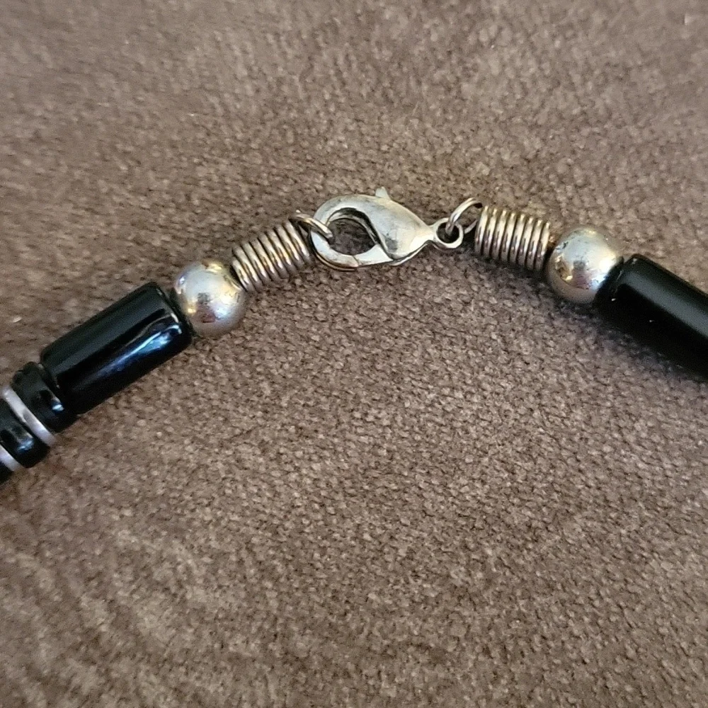 3/$30 VTG Men's Black Acrylic Tube Beaded Bracelet